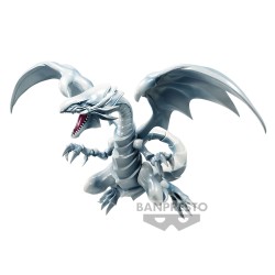 Dragon Blanc aux Yeux Bleus...